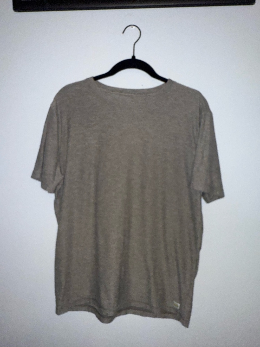 VUORI Men's Casual Crew Neck Short Sleeve Tee in Taupe